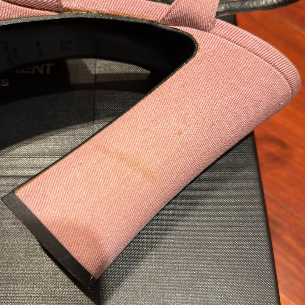 Shoes - Picture 10 of 11
